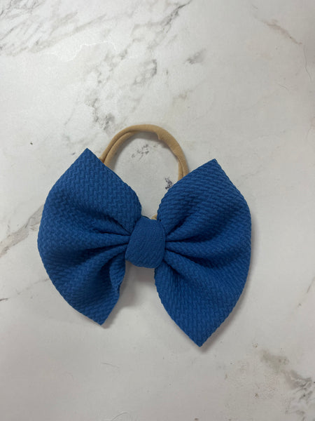 Bow with Nylon Wrap